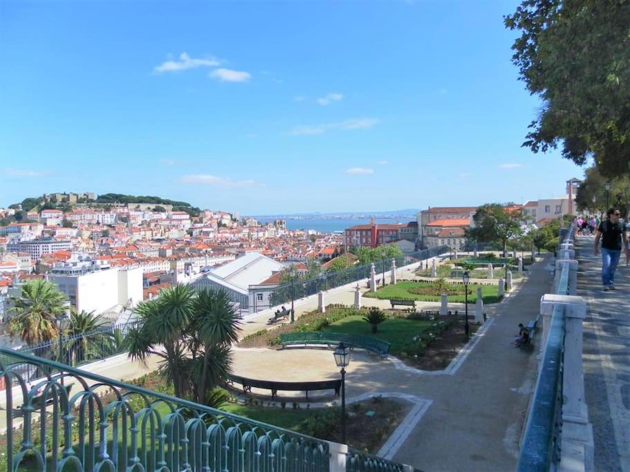 Mm3 Baixa Rossio Castle View! Leilighet Lisboa Eksteriør bilde